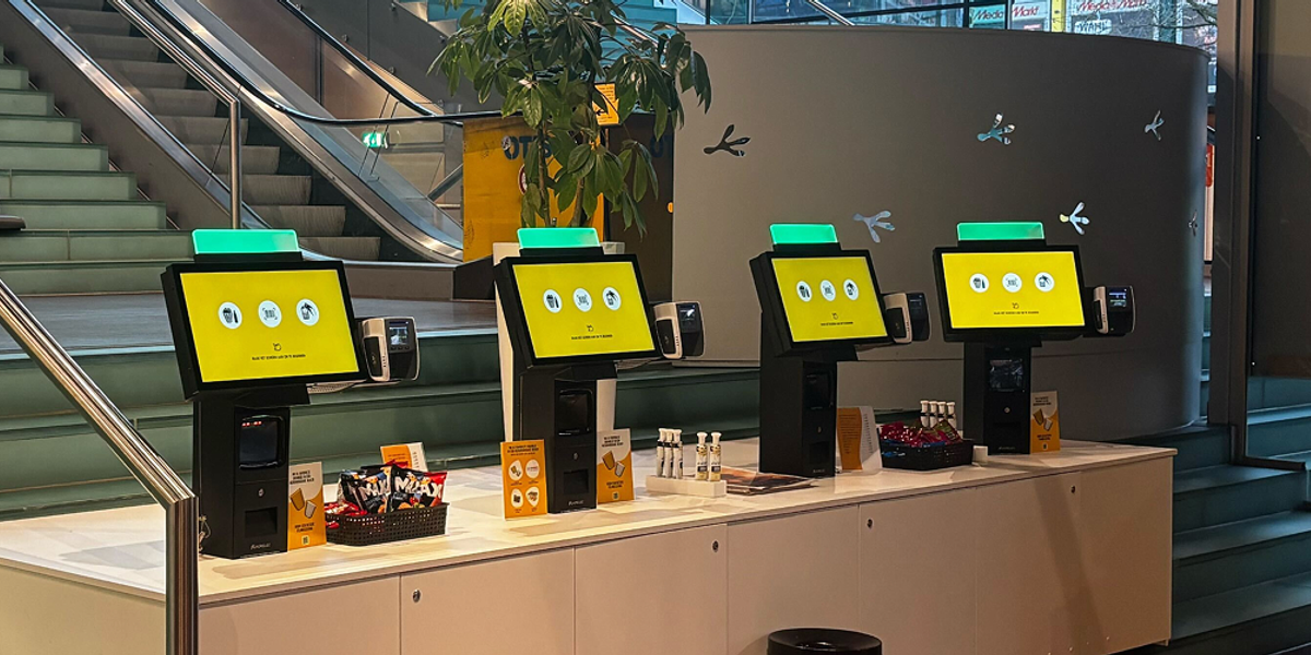 Monitor e touchscreen POS