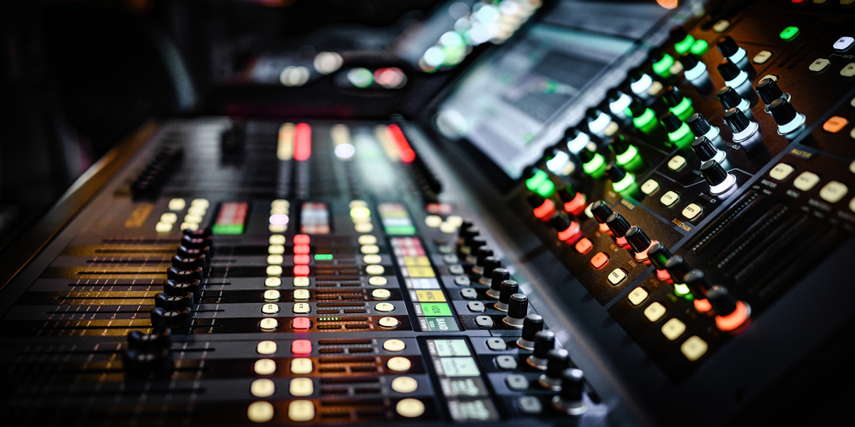 Schermi per l’audiovisivo e la diffusione