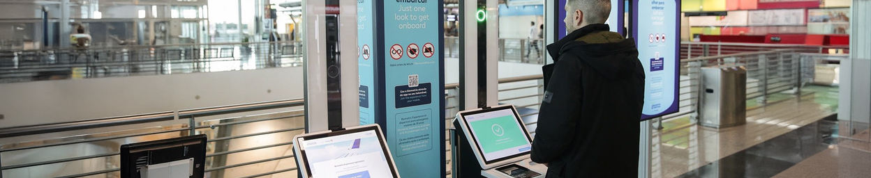 Monitor per il controllo accessi e l’identificazione